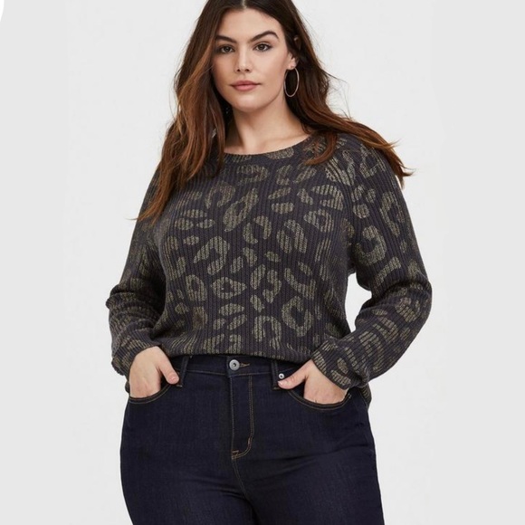 TORRID 🐆 Leopard Print Ribbed Sweater Plus Size 00 Gold Foil Shimmer Knit Grey - Picture 2 of 8